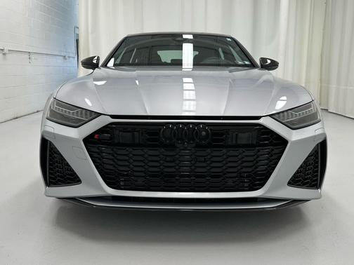 Florett Silver Metallic 2023 Audi RS 7 4.0T