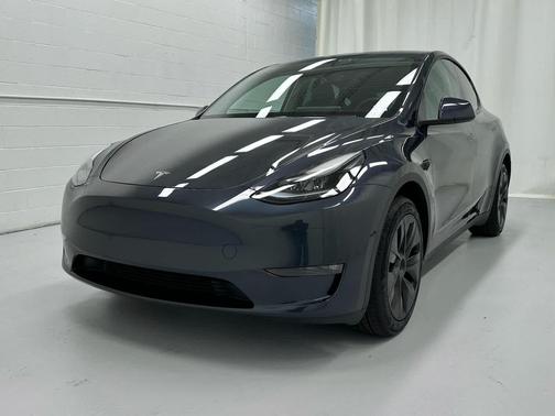 2025 Tesla Model Y Long Range Dual Motor All-Wheel Drive