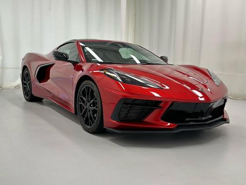 Red Mist Metallic Tintcoat 2025 Chevrolet Corvette Stingray w/1LT