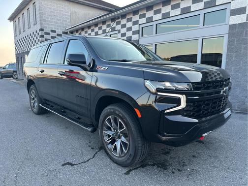 2023 Chevrolet Suburban 4WD Z71
