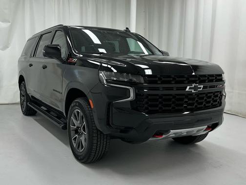 2023 Chevrolet Suburban 4WD Z71
