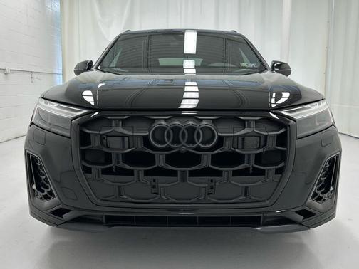 2025 Audi SQ7 4.0T Premium Plus