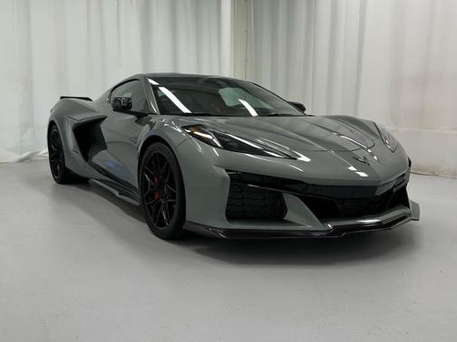 Hypersonic Gray Metallic 2024 Chevrolet Corvette Z06
