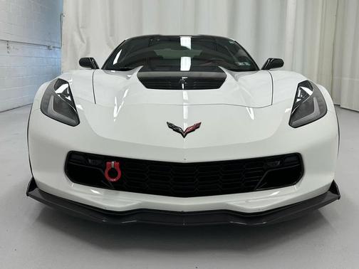 Arctic White 2016 Chevrolet Corvette Z06