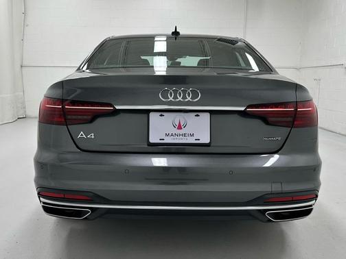 2024 Audi A4 45 S line Premium