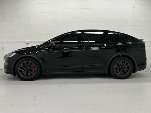 2024 Tesla Model X Plaid Tri Motor All-Wheel Drive