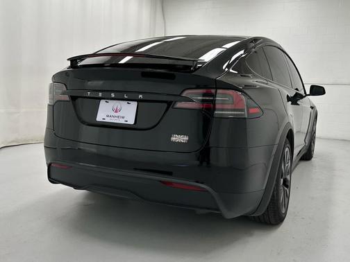 2024 Tesla Model X Plaid Tri Motor All-Wheel Drive