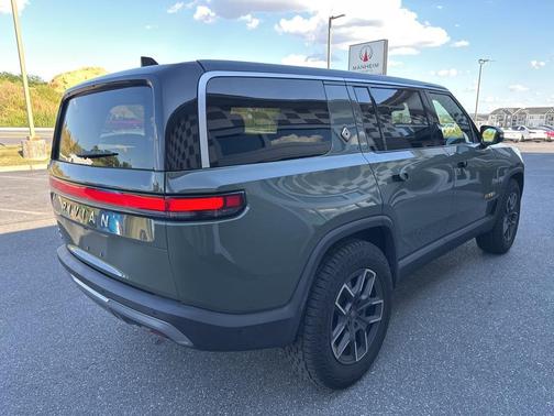 2023 Rivian R1S Launch Edition