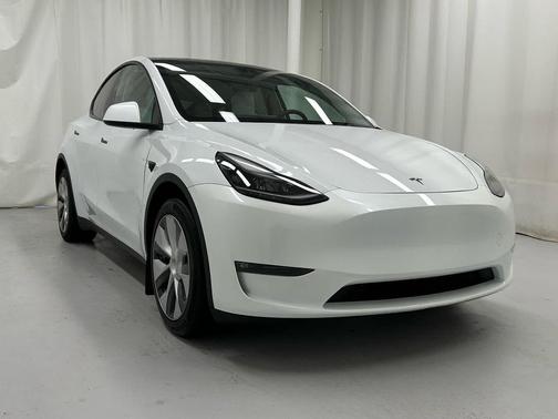 2023 Tesla Model Y Long Range Dual Motor All-Wheel Drive