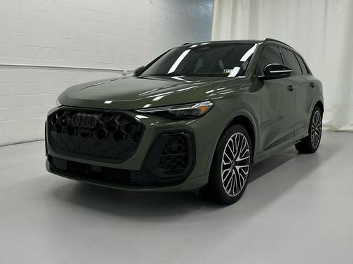 District Green Metallic 2025 Audi SQ5 3.0T Premium Plus