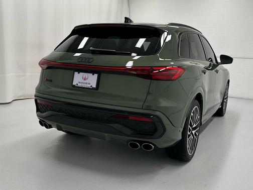 District Green Metallic 2025 Audi SQ5 3.0T Premium Plus