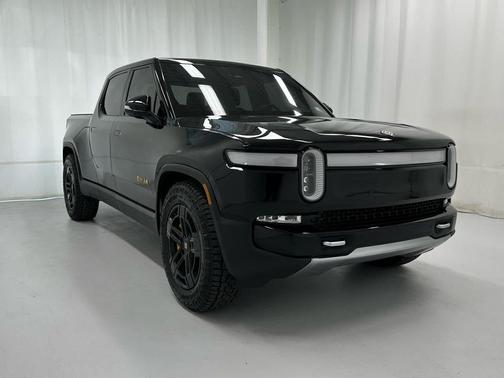 2022 Rivian R1T Adventure