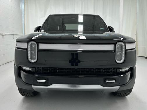 2022 Rivian R1T Adventure