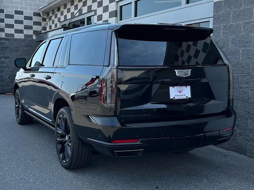2025 Cadillac Escalade ESV Sport Platinum