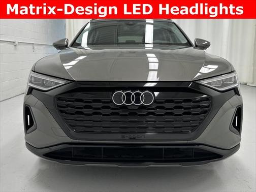 2024 Audi Q8 e-tron Premium Plus