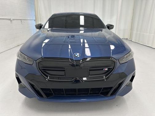 2024 BMW i5 M60