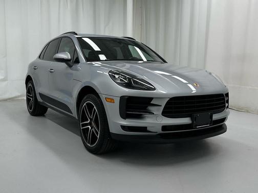 Carmine Red 2021 Porsche Macan Macan