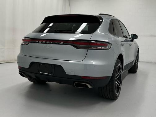 Carmine Red 2021 Porsche Macan Macan