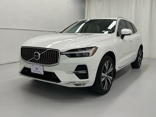 2023 Volvo XC60 B5 Plus Bright Theme