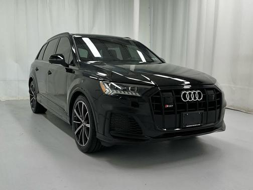 Mythos Black Metallic 2023 Audi SQ7 4.0T Prestige