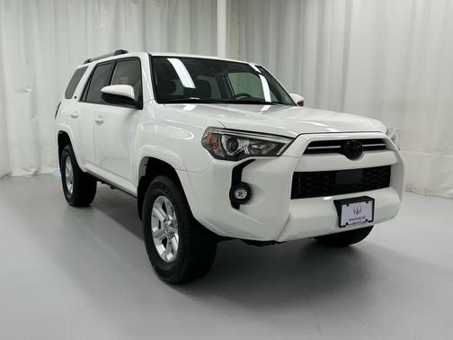 Ice Cap 2023 Toyota 4Runner SR5