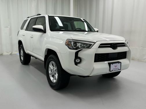 Ice Cap 2023 Toyota 4Runner SR5