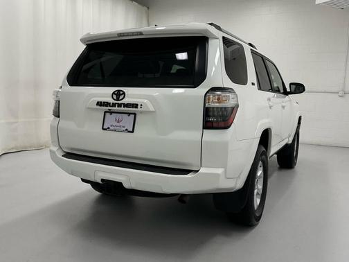 Ice Cap 2023 Toyota 4Runner SR5