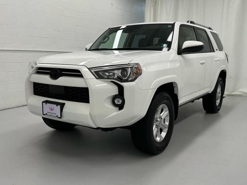 Ice Cap 2023 Toyota 4Runner SR5