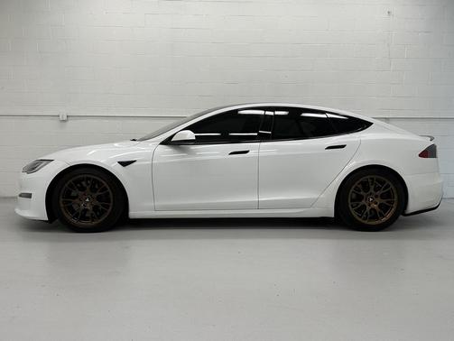 2021 Tesla Model S Plaid