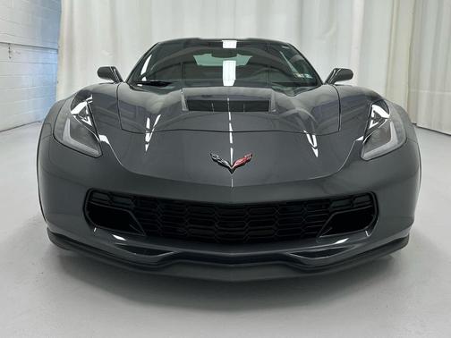 Watkins Glen Gray Metallic 2018 Chevrolet Corvette Grand Sport