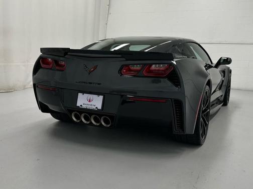 Watkins Glen Gray Metallic 2018 Chevrolet Corvette Grand Sport