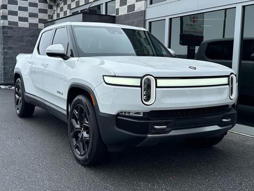 2023 Rivian R1T Adventure
