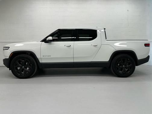 2023 Rivian R1T Adventure