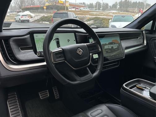 2023 Rivian R1T Adventure