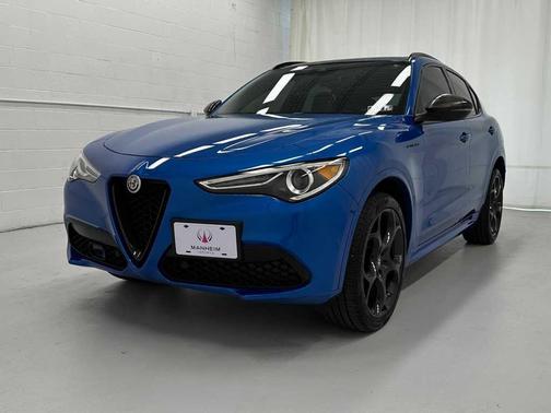 2023 Alfa Romeo Stelvio Estrema AWD