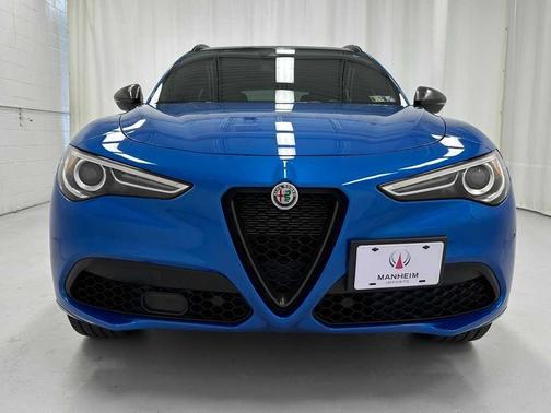 2023 Alfa Romeo Stelvio Estrema AWD