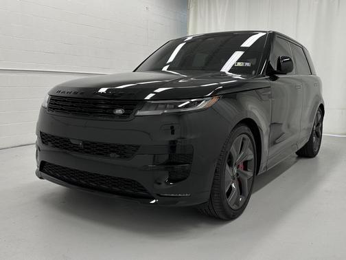 2025 Land Rover Range Rover Sport SE