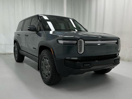 2026 Rivian R1S Quad Motor Max Pack