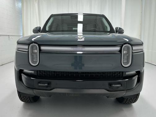 2026 Rivian R1S Quad Motor Max Pack