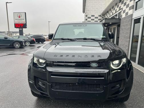 2025 Land Rover Defender 110 P400 X-Dynamic SE