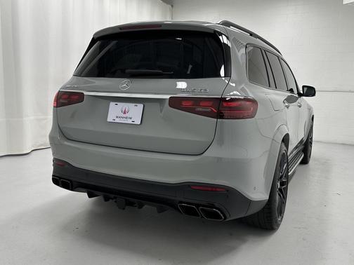 2025 Mercedes-Benz AMG GLS 63 Base