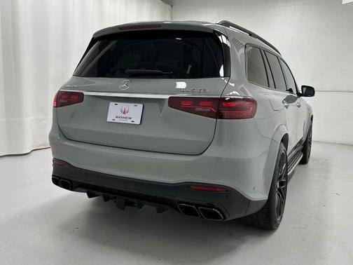 2025 Mercedes-Benz AMG GLS 63 Base