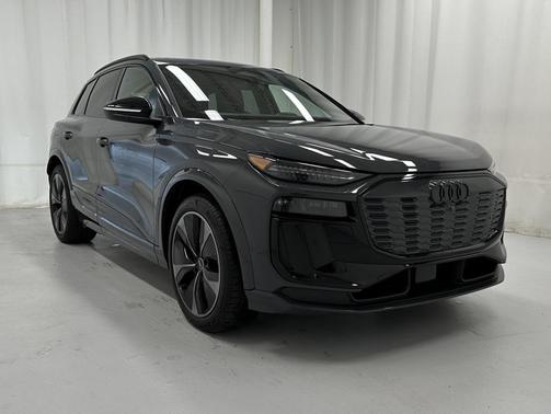 2025 Audi SQ6 e-tron Prestige quattro