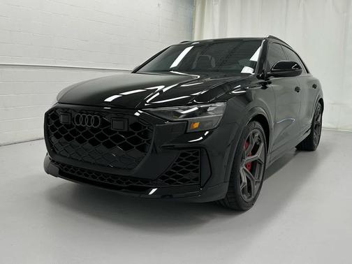 2025 Audi RS Q8 4.0T