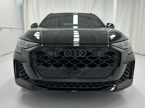 2025 Audi RS Q8 4.0T