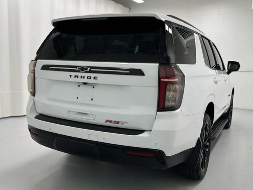 2023 Chevrolet Tahoe 4WD RST