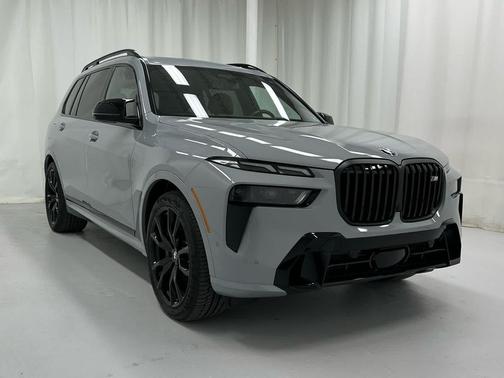 2026 BMW X7 M60i