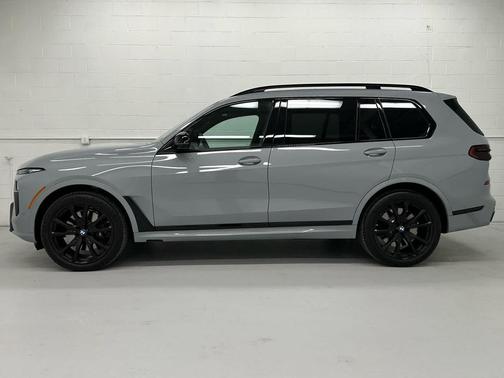 2026 BMW X7 M60i