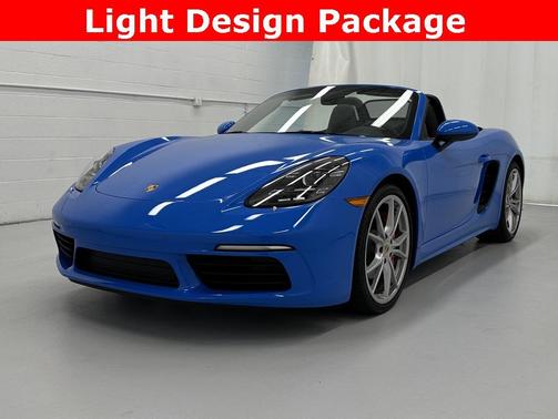 2024 Porsche 718 Boxster S