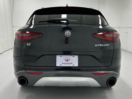 2023 Alfa Romeo Stelvio Ti